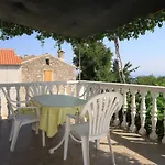 With Parking Space Sali, Dugi Otok - 8084 Apartman Sali