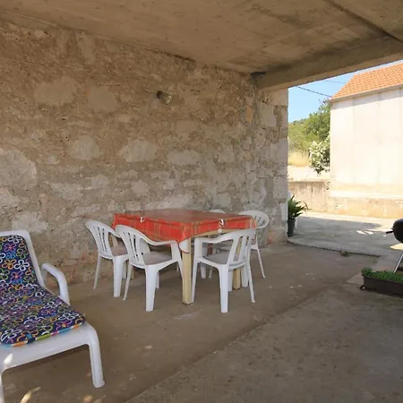 With A Parking Space Sali, Dugi Otok - 8084 Apartment Sali