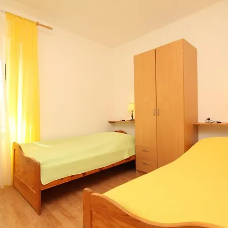 Apartment With A Parking Space Sali, Dugi Otok - 8084 *
