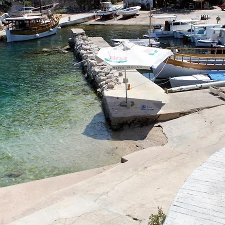 With Parking Space Sali, Dugi Otok - 8084 Apartmán