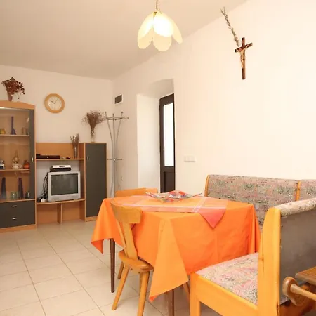 With Parking Space Sali, Dugi Otok - 8084 Apartmán *